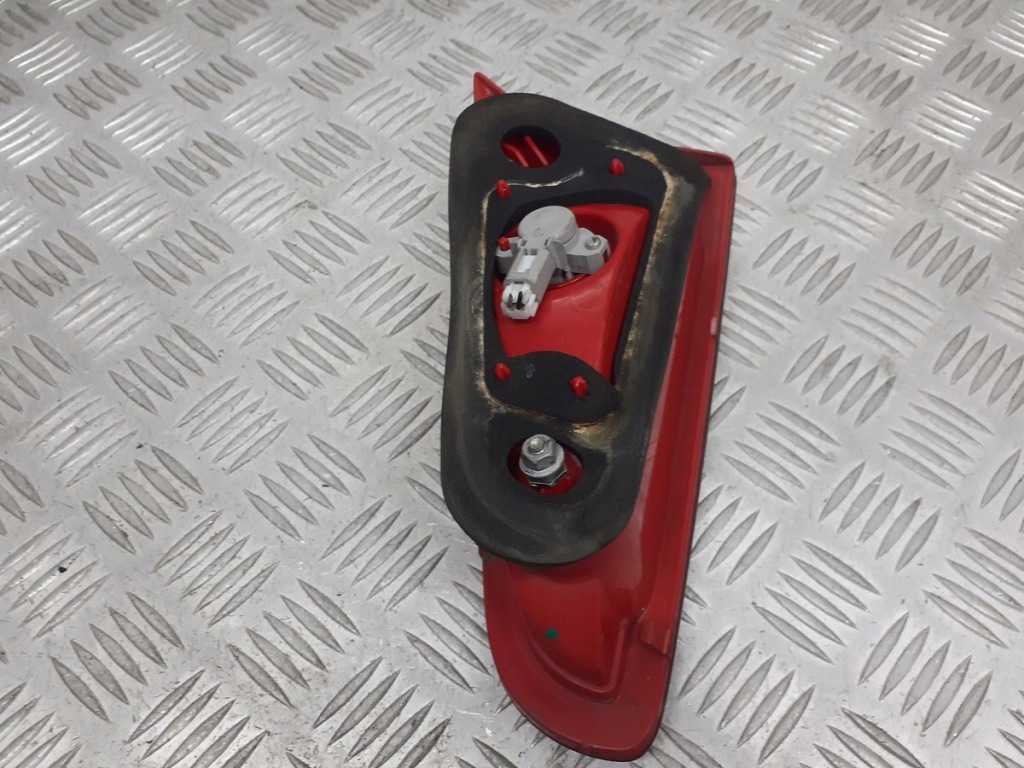 фото №4, Лампа ліва задня w кришка багажника alfa romeo 147 60693792