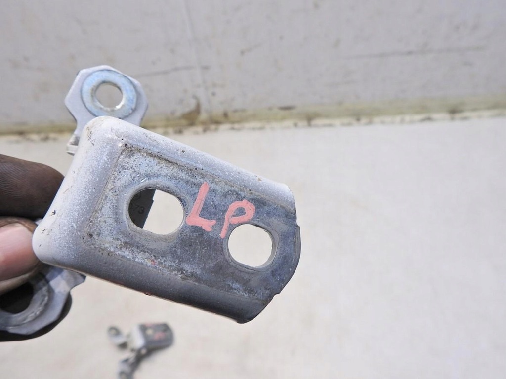 фото №3, Петля петли дверь левый перед teqxa renault latitude i120073