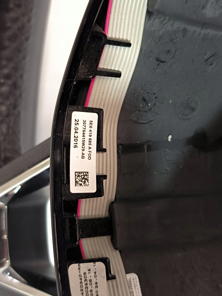 фото №7, Повітропровід 3v0419091l skoda octavia iii