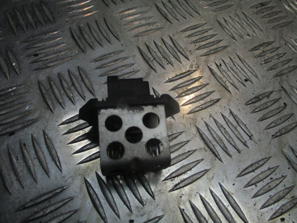 Купить Резистор вентилятора радиатора renault laguna 2 1.9 dci 7700432632