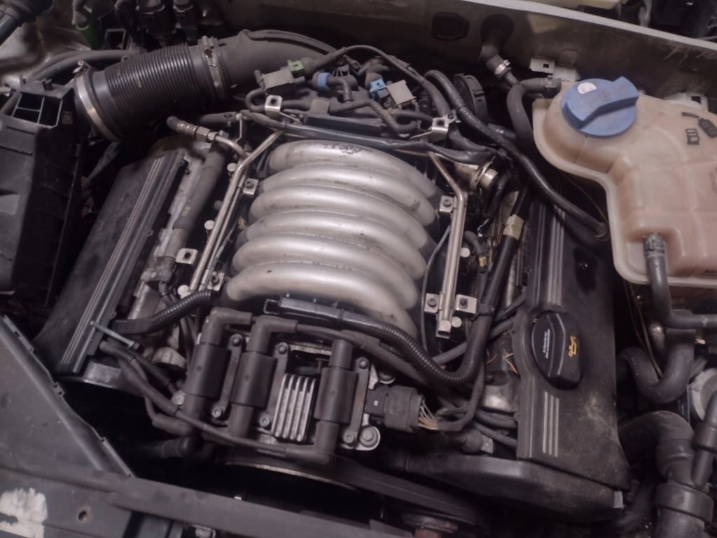 фото №1, Audi a6 c5 двигун. 2,4benz. колектор всмоктуючий.