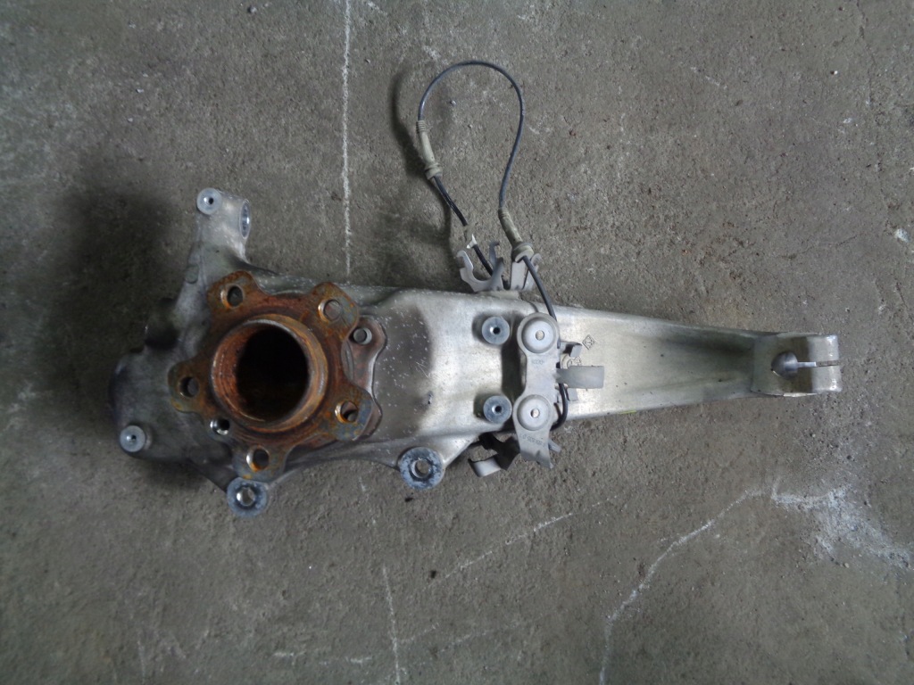 фото №1, Bmw 7 g11 g12 поворотний кулак ліва перед передня