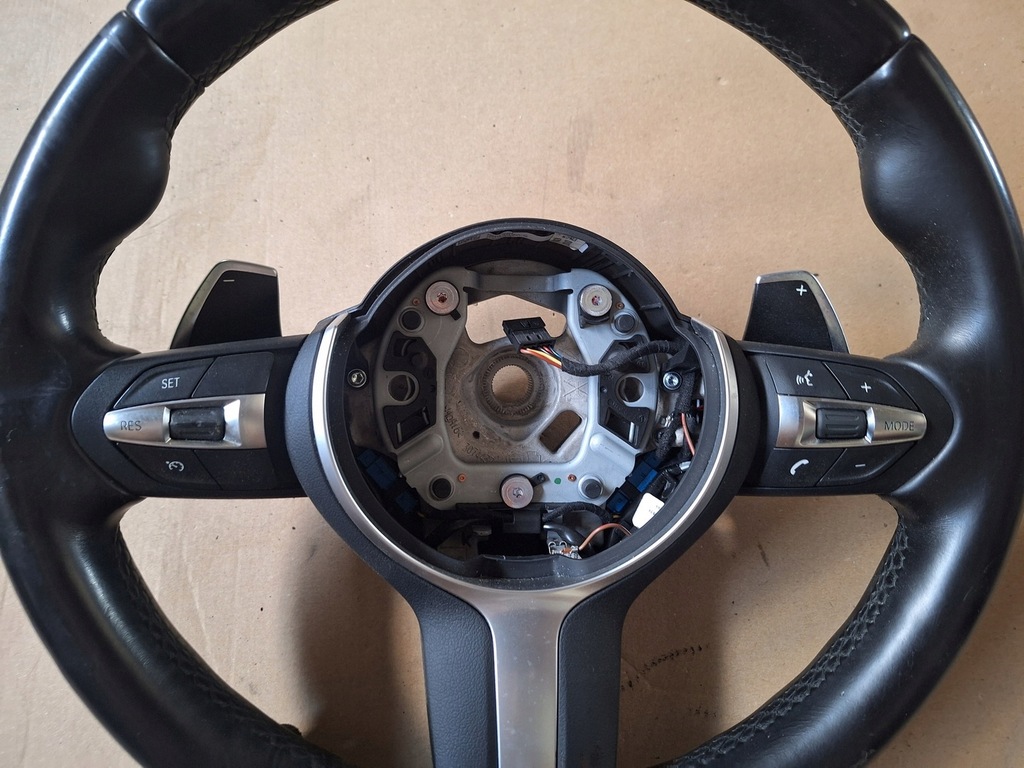 фото №9, Bmw f30 m-pakiet повітропровід мультифункція пелюстки перемикання