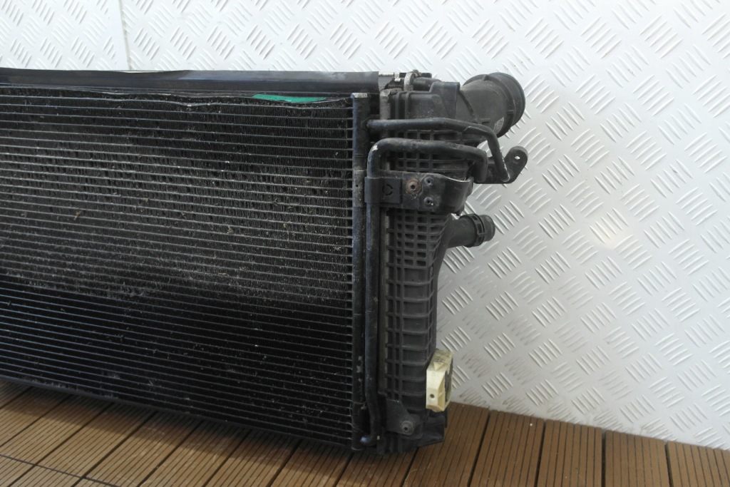 Audi a3 8p golf vi 08-13 1.6 tdi радиатор интеркулер вентилятор комплект с Разборки