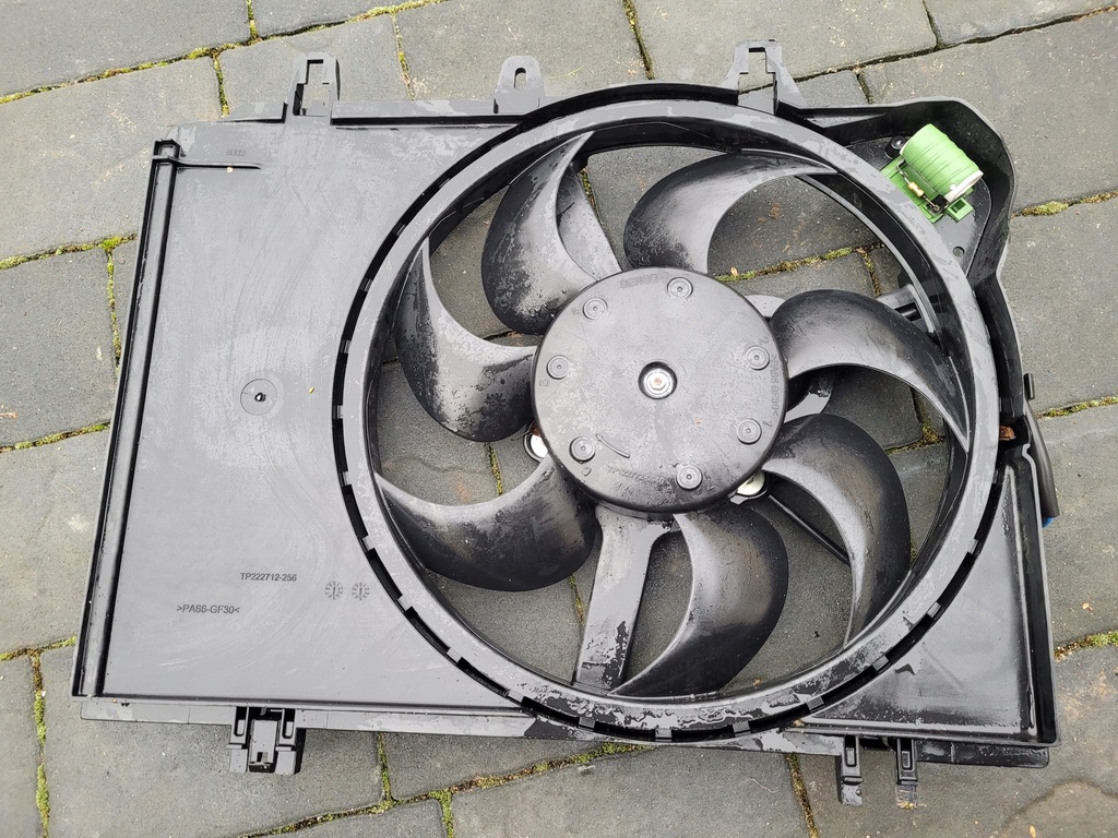 фото №1, Fiat 500 1.0 гібрид вентилятор оригінал