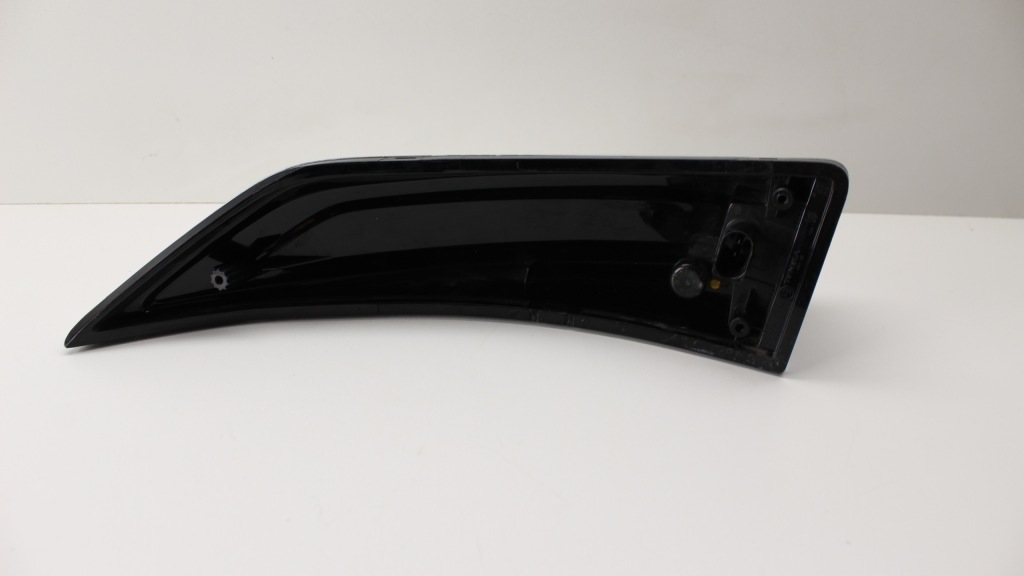 фото №7, Volvo fh14 fh4 - лампа права задня led 2012+