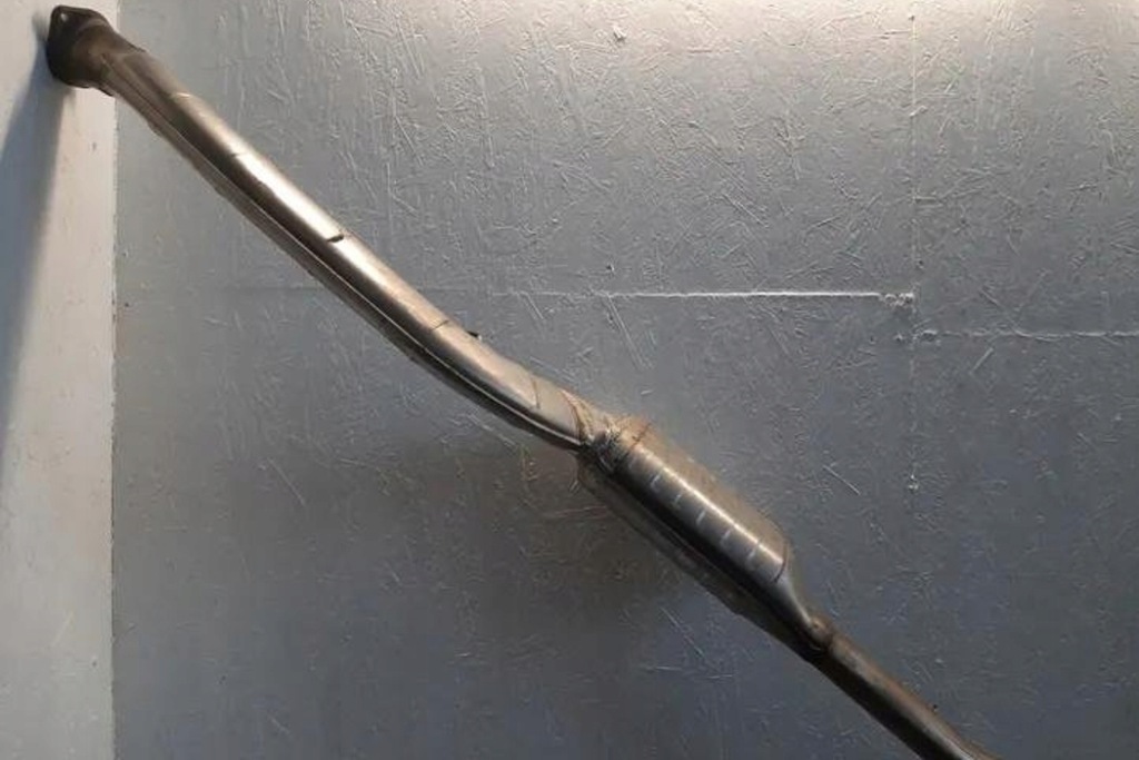 фото №7, Гаситель bmw 4 gran coupe f36 8594597 3.0l дизель 190kw 2018