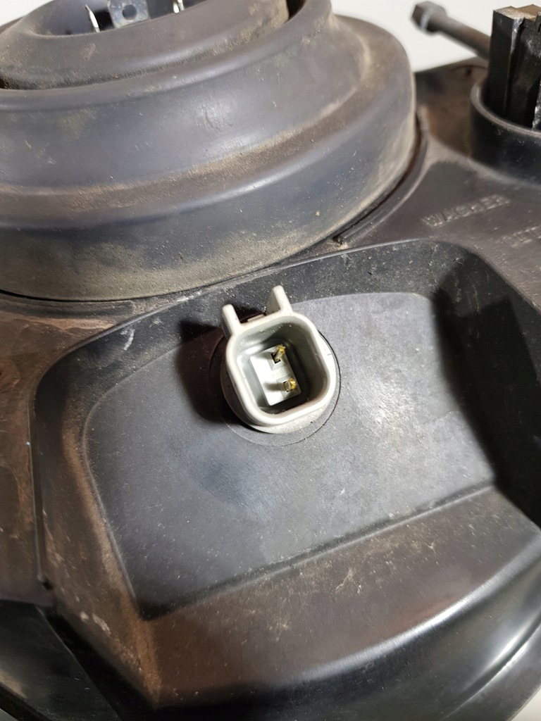 фото №7, Лампа правый перед jeep cherokee liberty iii kj 3.7b