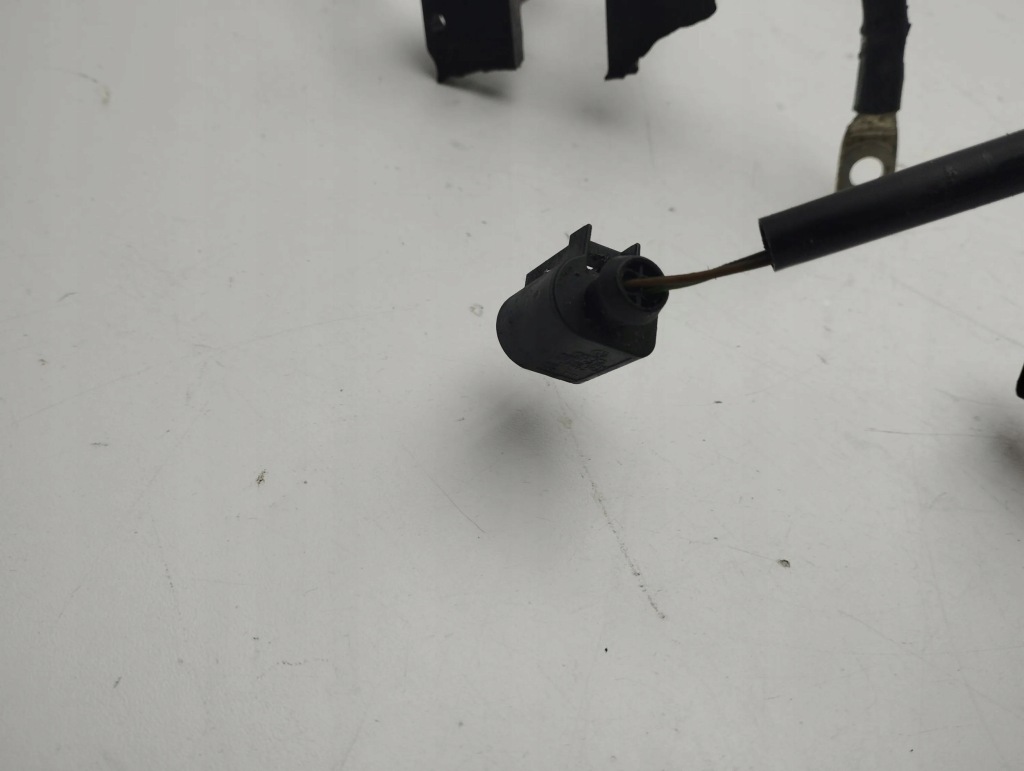 фото №9, Audi a1 2019 шланг стартер 2q0971349ll