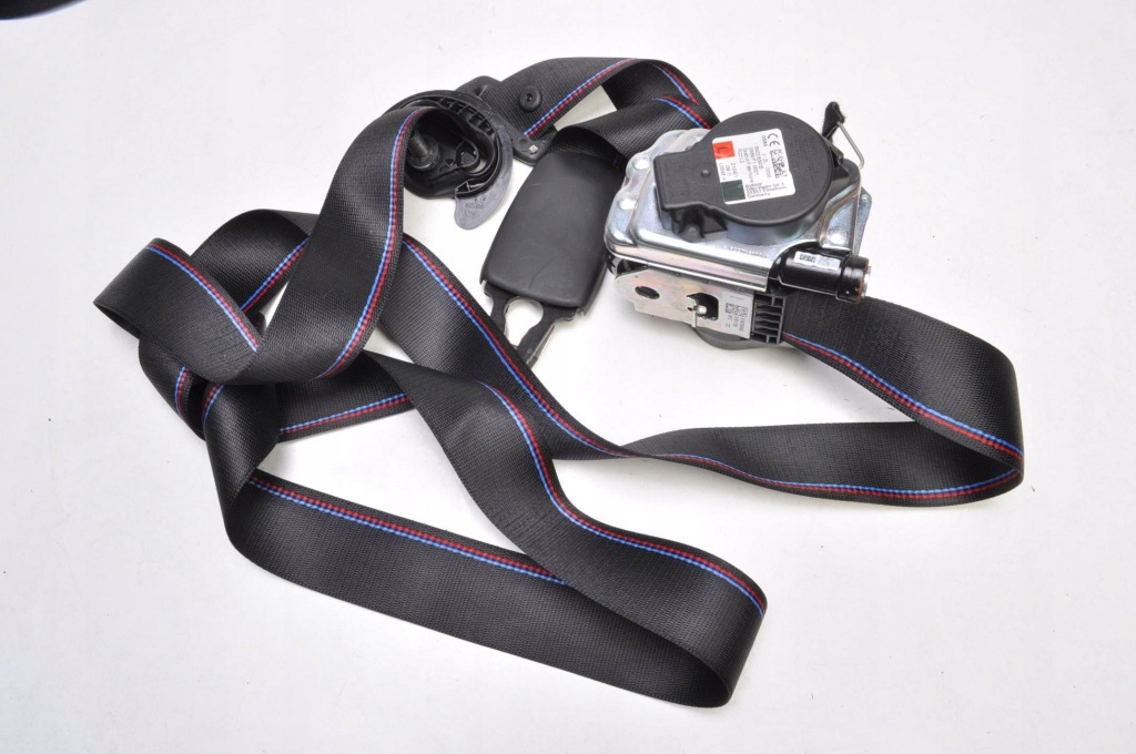 Bmw f44 ремень безопасности левый правый перед комплект 8076555 8076556 описание! в Украине