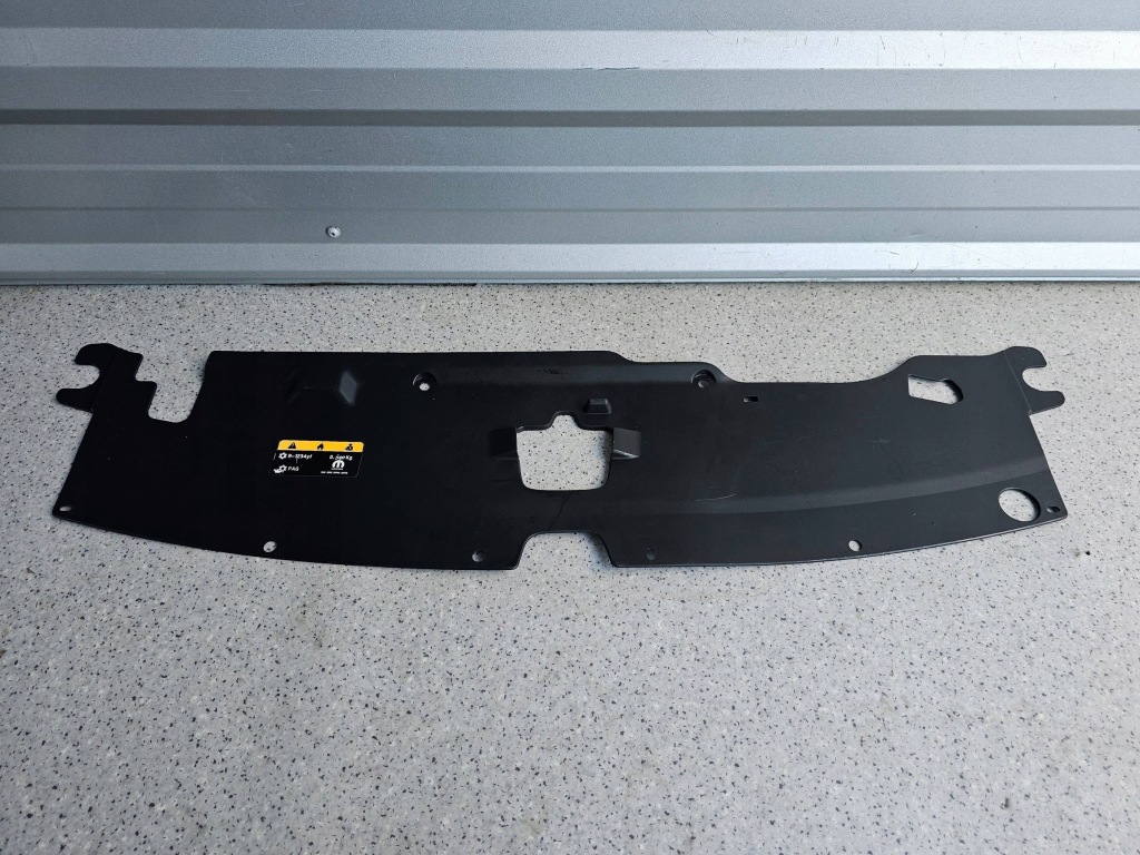 Купити Jeep compass ii накладка поперечина передній 53335319