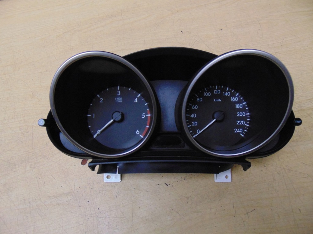 фото №1, Лічильник приладова панель mazda 5 ii cw 2010- 1.6hdi recg20