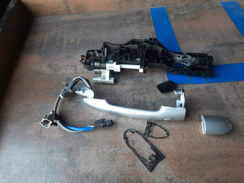 фото №5, Koleos i lift ручка правая перед передняя 13r