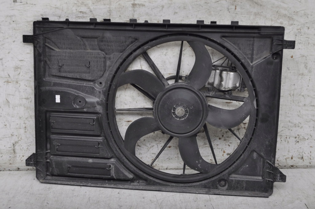 Volvo v40 2 d2 d3 d4 вентилятор радиатора 31319166 Недорого