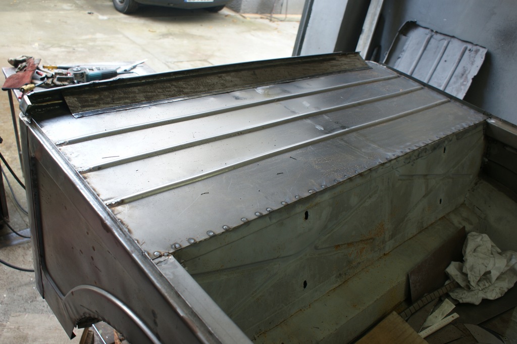 фото №13, Лист nad bagażnikiem gaz 69 a полиця багажника