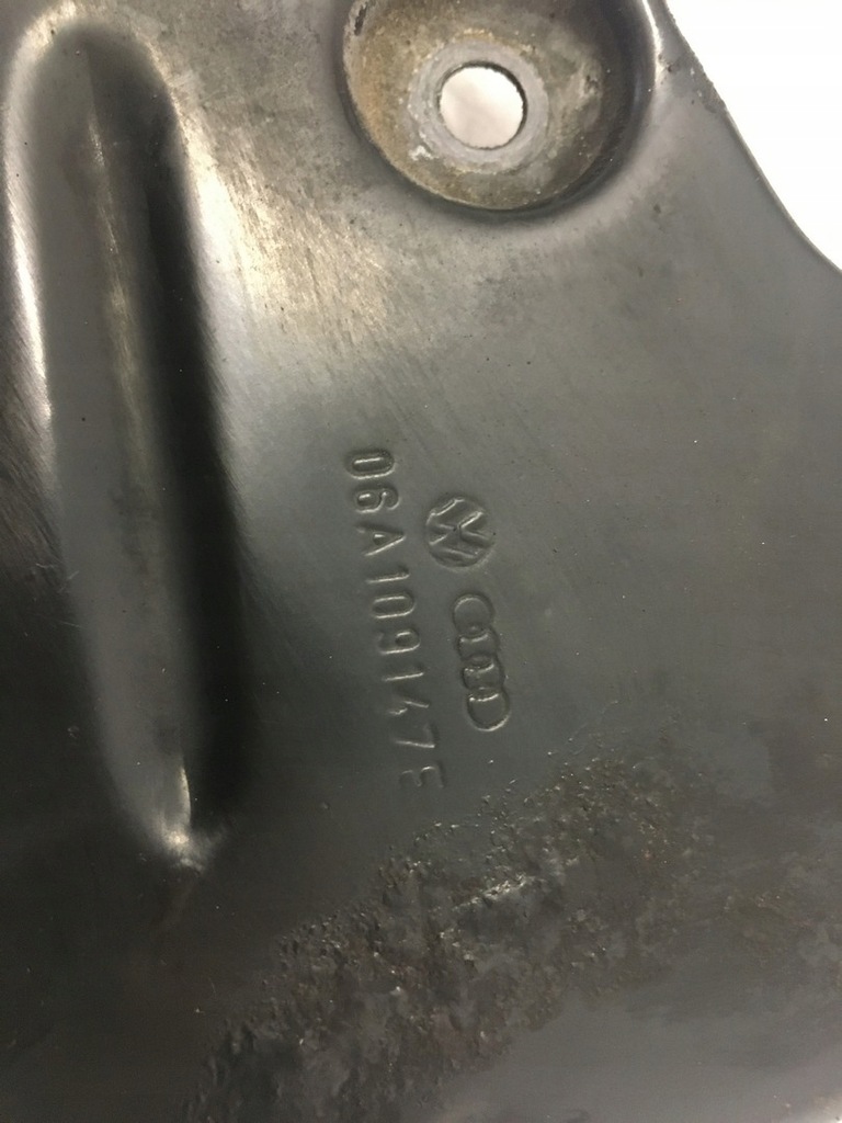 фото №10, Audi a3 8l корпус распределительного вала 06a109147e