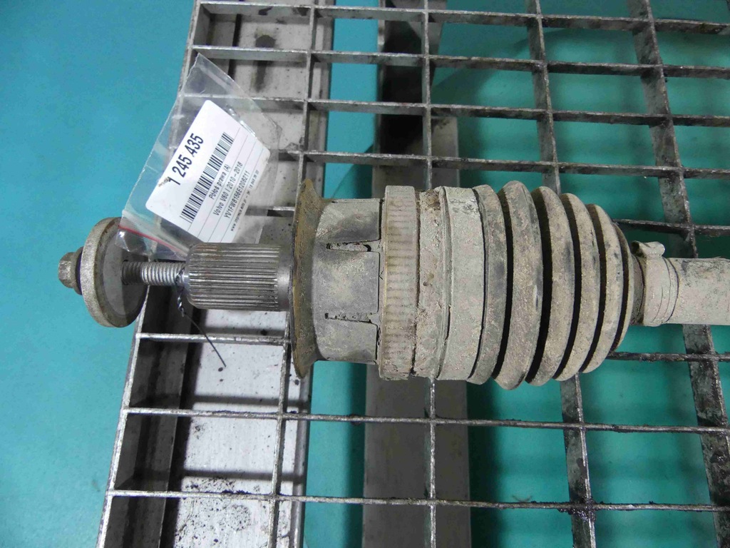 фото №2, Приводной вал задняя правая volvo v60 i 2.4 d5