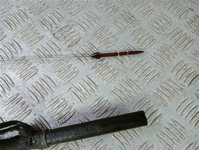 фото №2, Щуп щуп масла mercedes w246 1.8 cdi