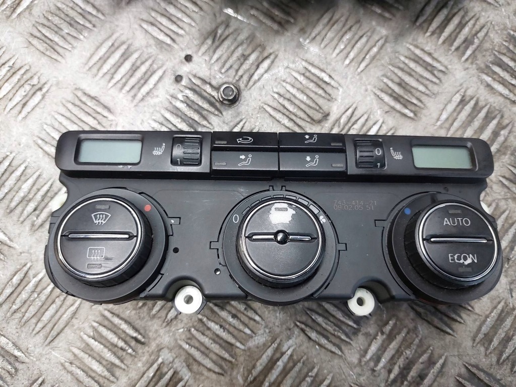 фото №11, Радио проигрыватель + панель обдув + рамка jetta v 1k0035180a 1k0858069g