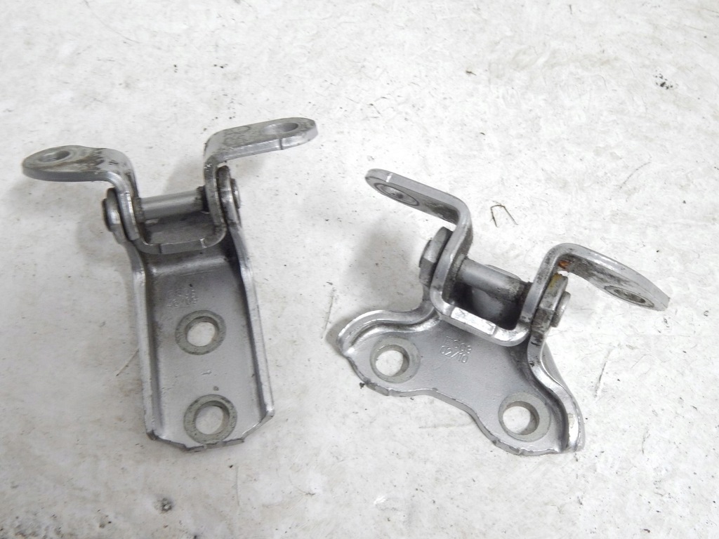 фото №4, Петли дверь правый задняя toyota verso 09-16