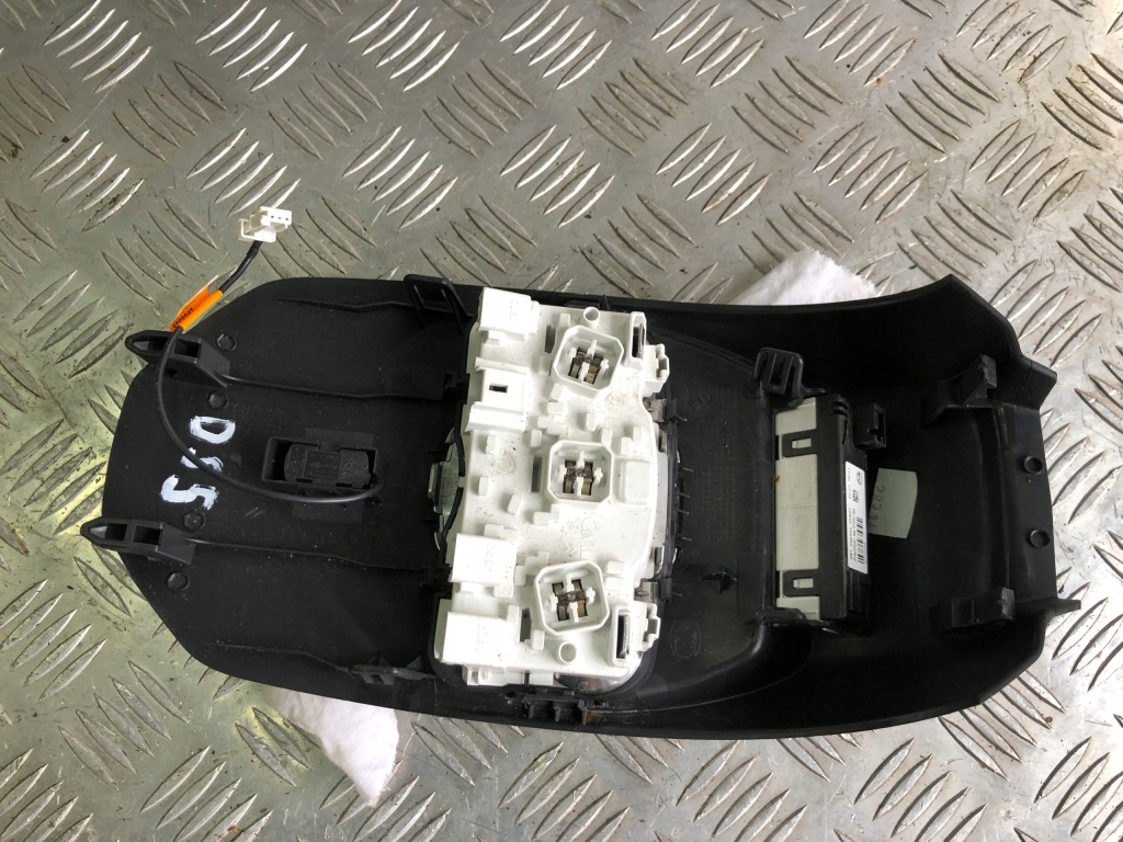 фото №2, Citroen ds5 лампа кабіни салону стельовий