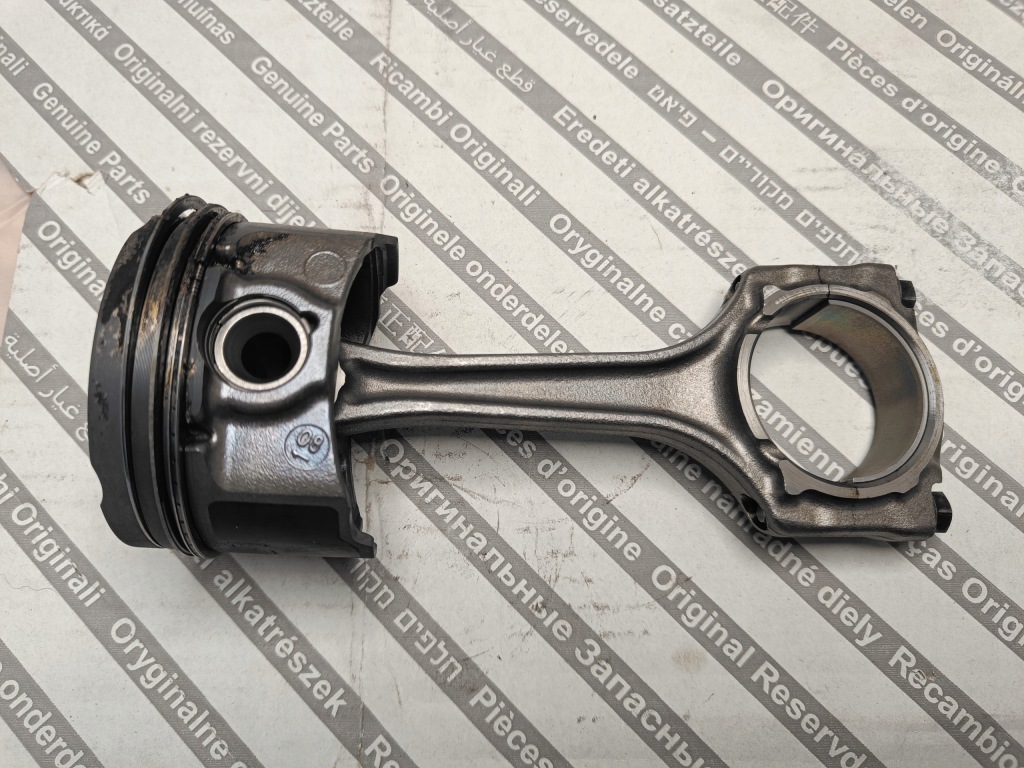 Поршень шатун fiat alfa romeo 1.4 tb 55219520 Доставка