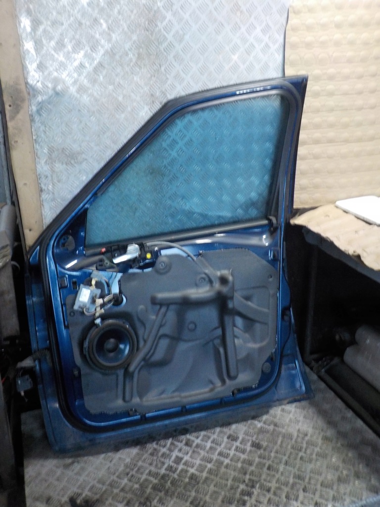 фото №4, Ford s-max 2.0 cdti 2007r. дверь правый перед