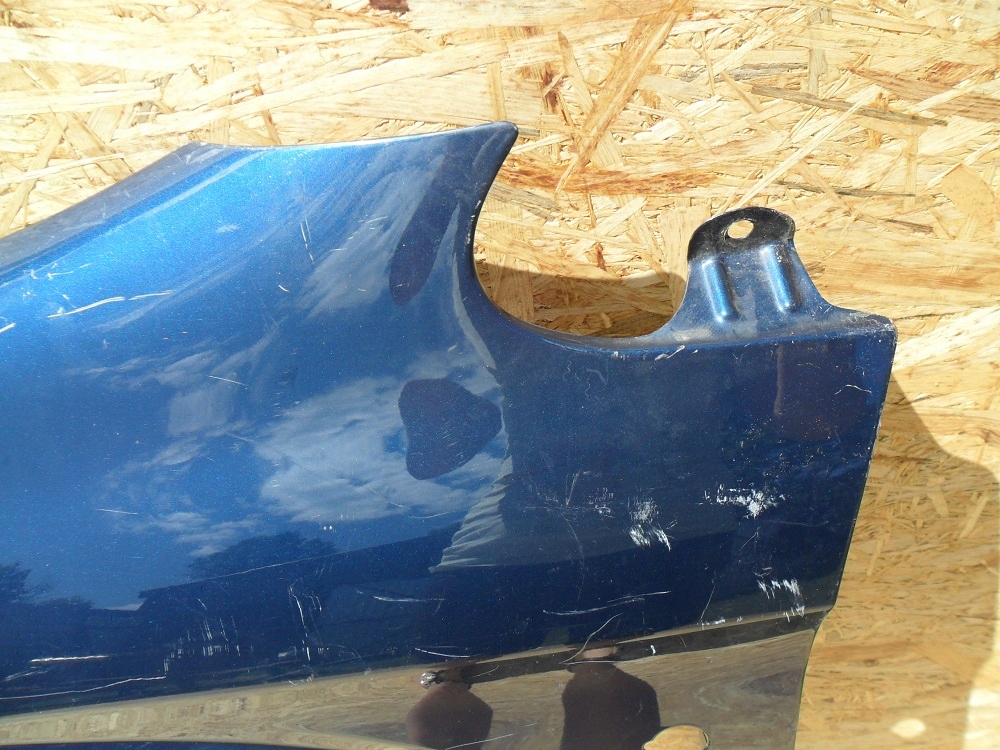 Chrysler voyager rg/rs 2002 2003 2004 крыло  левое Недорого