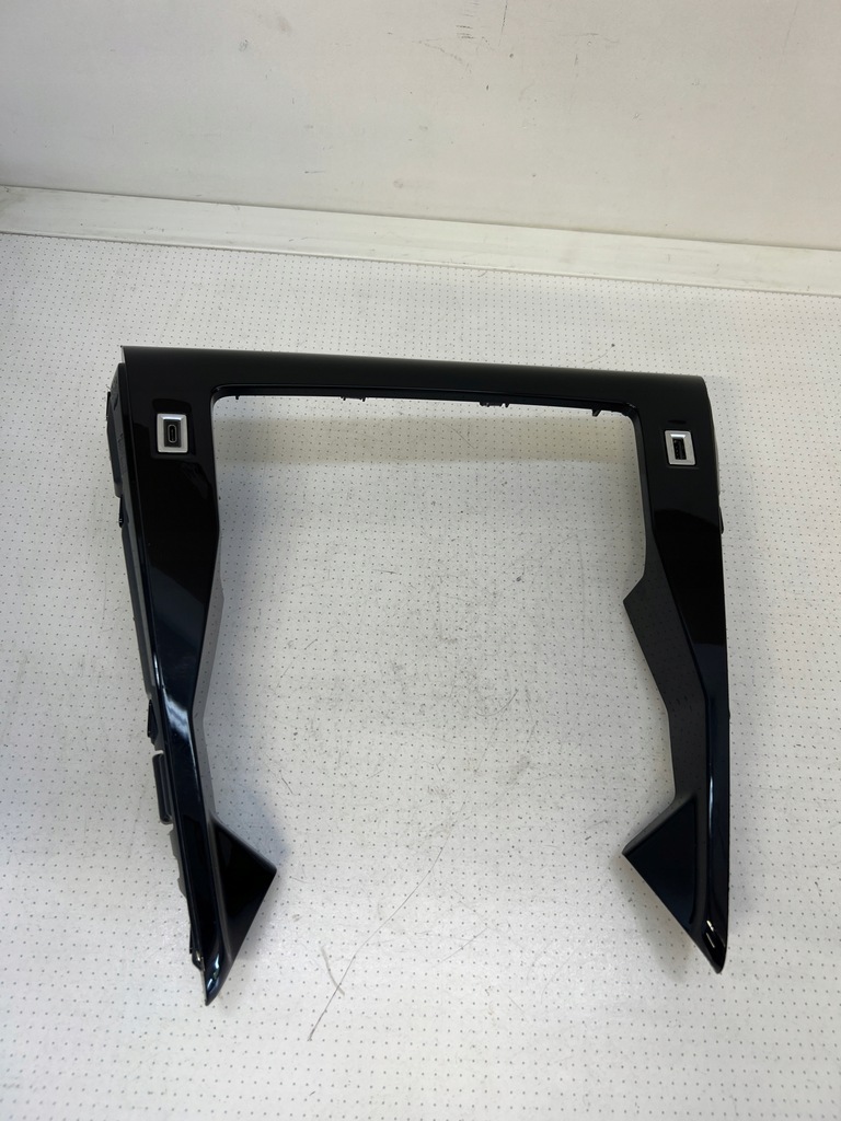 фото №1, Peugeot 208 ii панель рамка радио usb 9828368780 europa