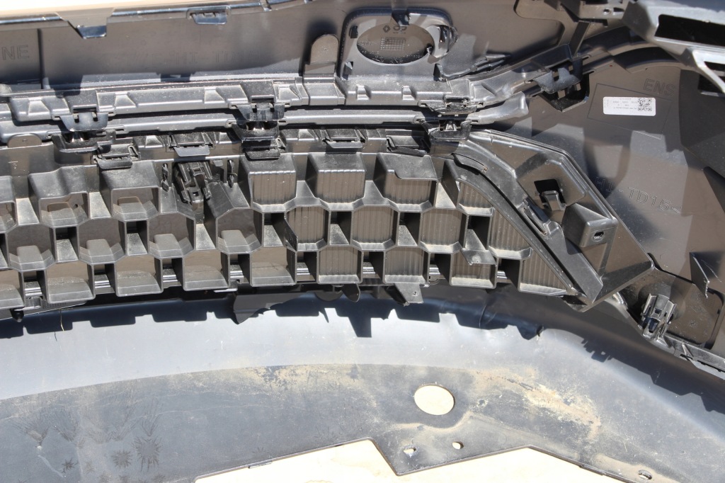 фото №10, Idealna решітка середня бампера перед renault austral rs e-tech