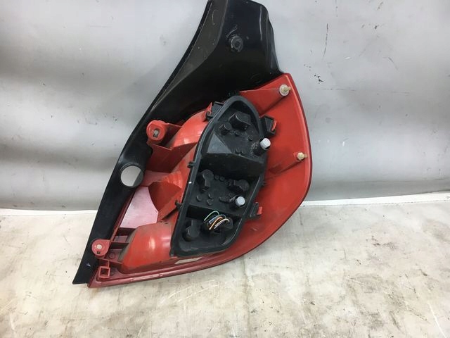 фото №3, Renault clio ii лампа левая задняя valeo