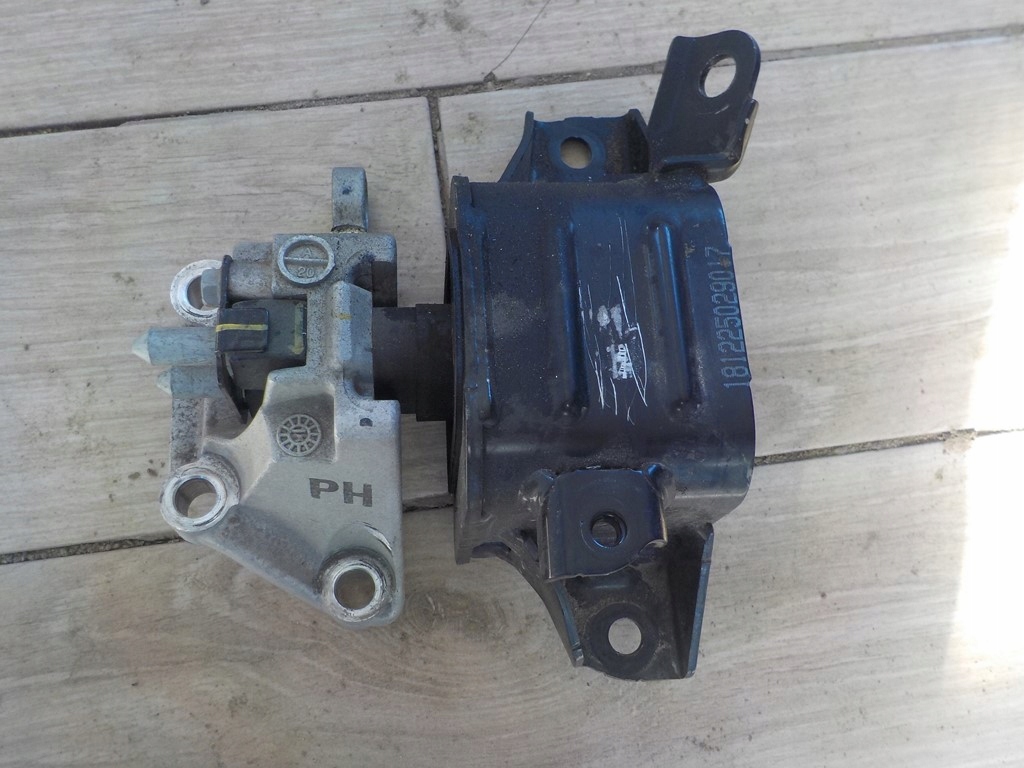 фото №1, Кронштейн подушка двигуна kia niro гібрид 2019