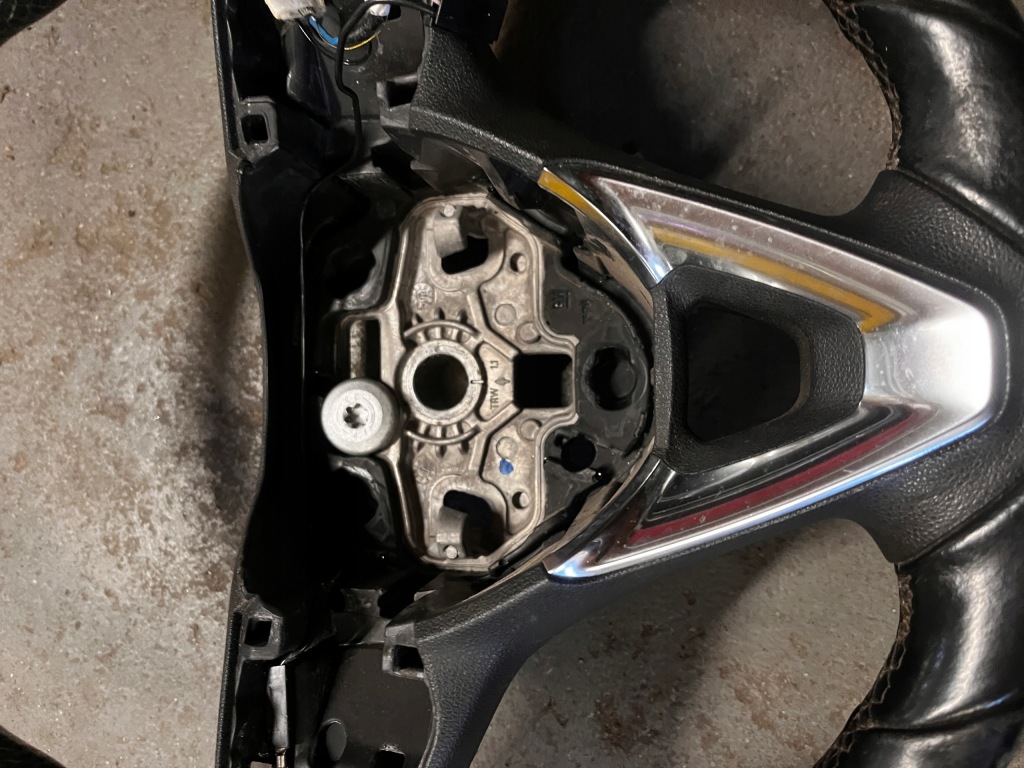 фото №5, Opel astra k v воздуховод кожаный 39018003