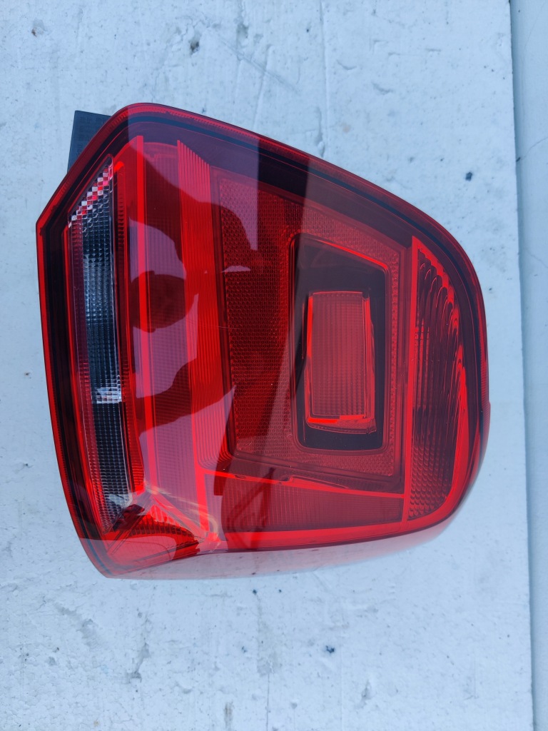 фото №1, Vw polo v 5 lift лампа права задня задня 6c0945096m
