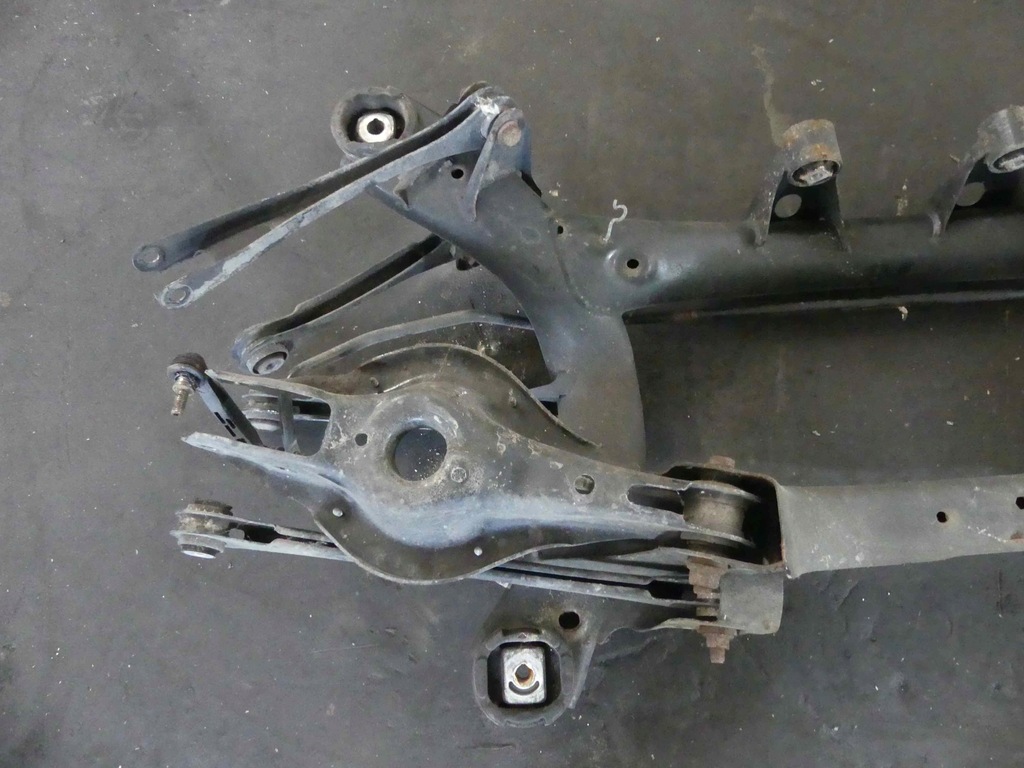 фото №9, Задня балка задня важелі kpl bmw f20