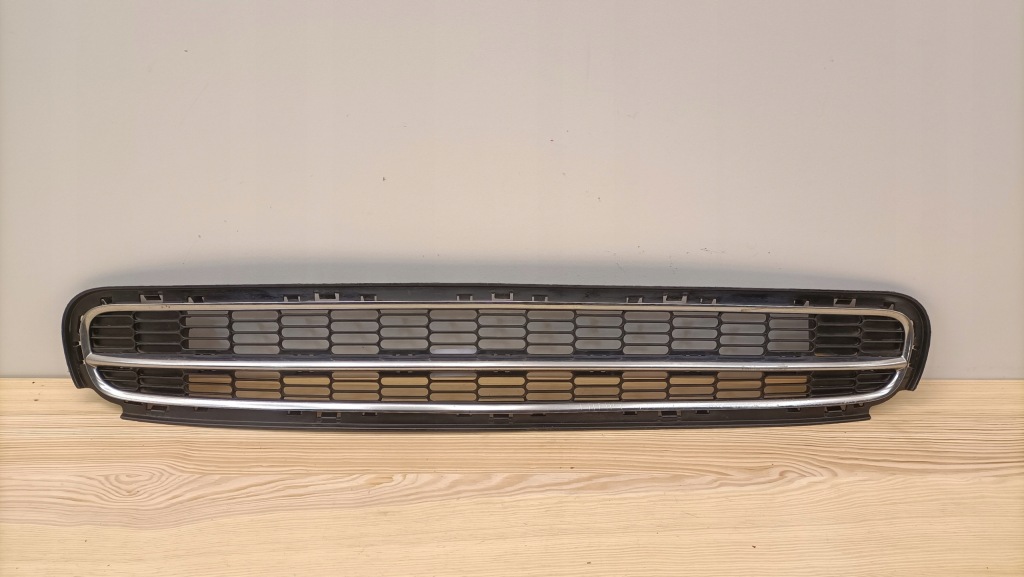 фото №1, Mini cooper r55 r56 r57 решітка бампера перед середня 2753647 k140/1381