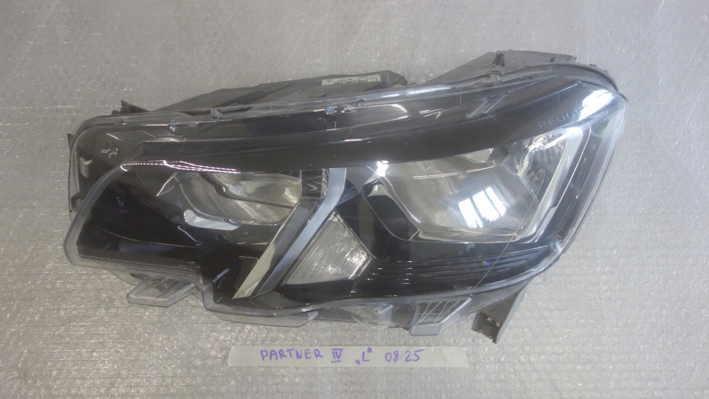 фото №2, Лампа передняя левая peugeot partner iv rifter 17-