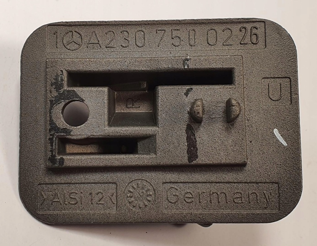 фото №3, Відбійник кронштейн багажника mercedes sl r230