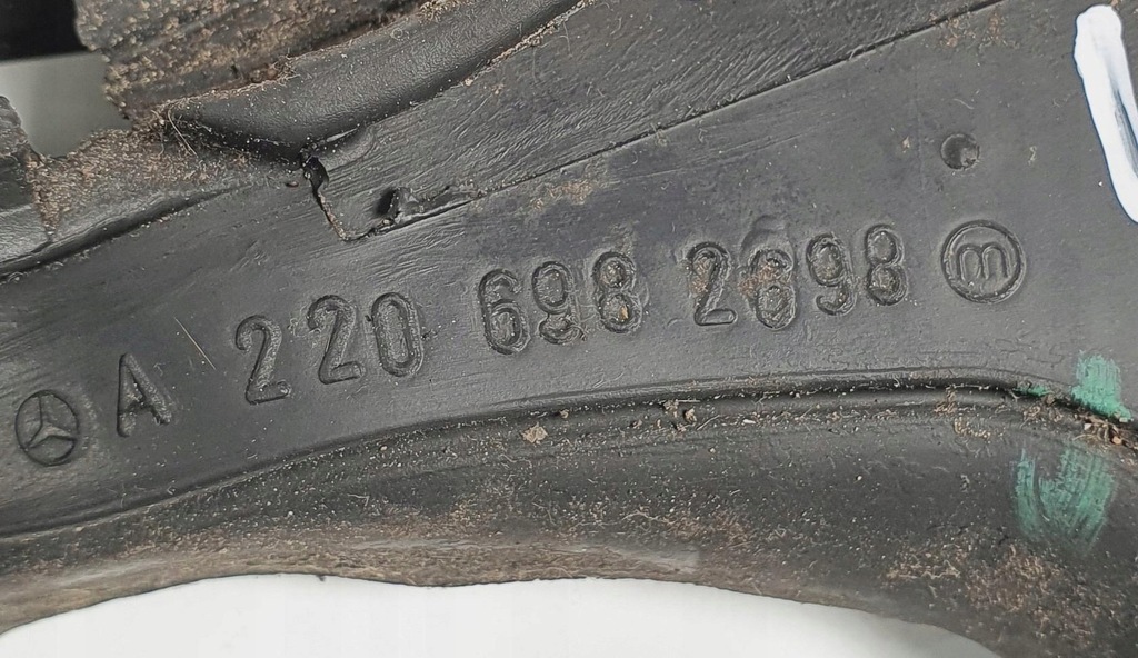 фото №14, Молдинг скло лобове права mercedes w220