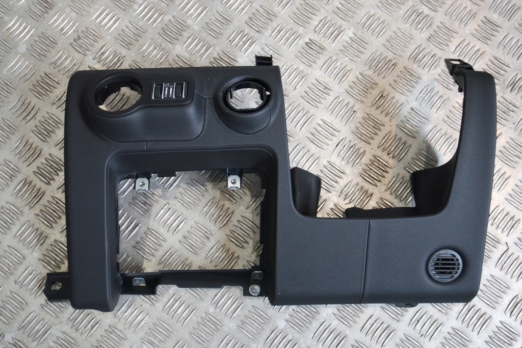 фото №1, Защита консоли maserati ghibli 670012666