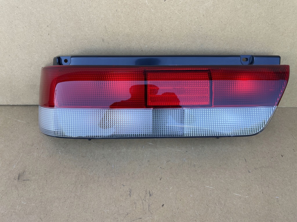 фото №1, Лампа задня лампа задня ліва suzuki swift 96-05