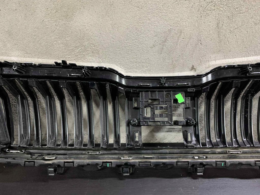 фото №12, Skoda kodiaq 565 lift sportline 21-24 решітка радіатора решітка радіатора 565 oem skoda хром