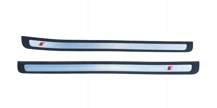 фото №1, Audi a5 coupe молдинг порог накладка левая