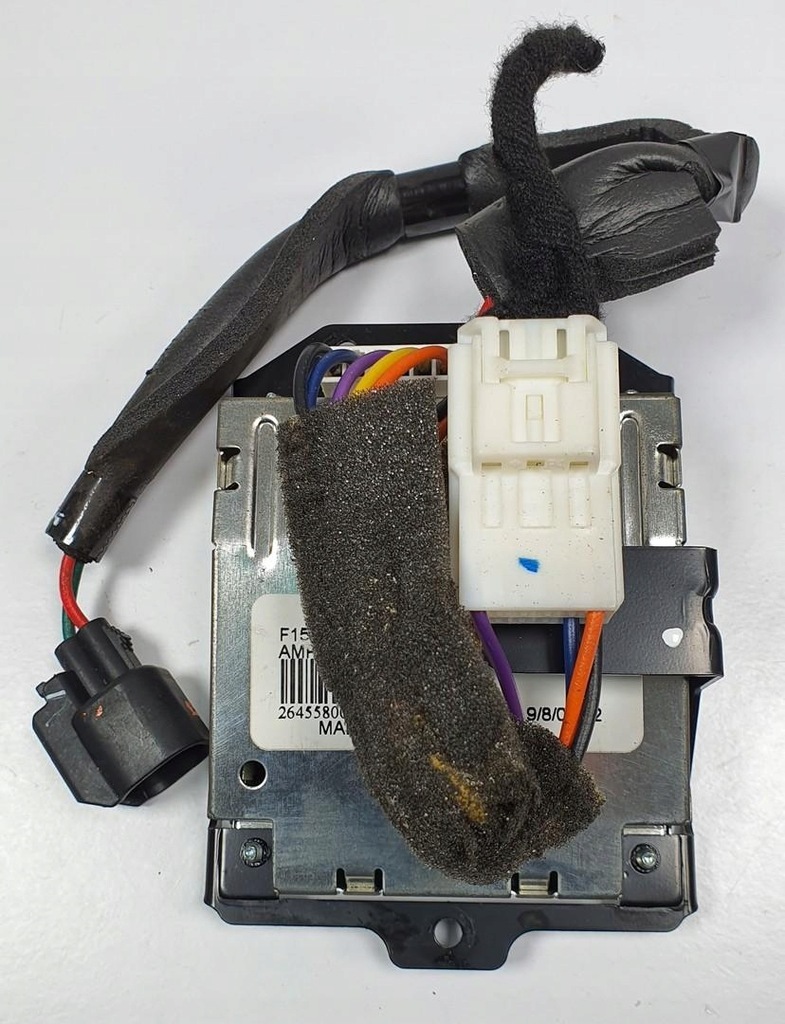 фото №1, Усилитель bose mazda rx-8 rx8 f152-66920a