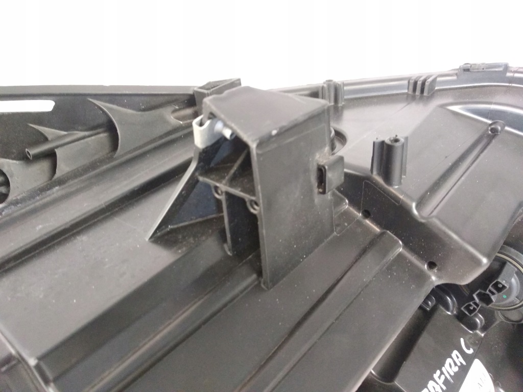 фото №11, Opel zafira c лампа права передня лінза 2011-