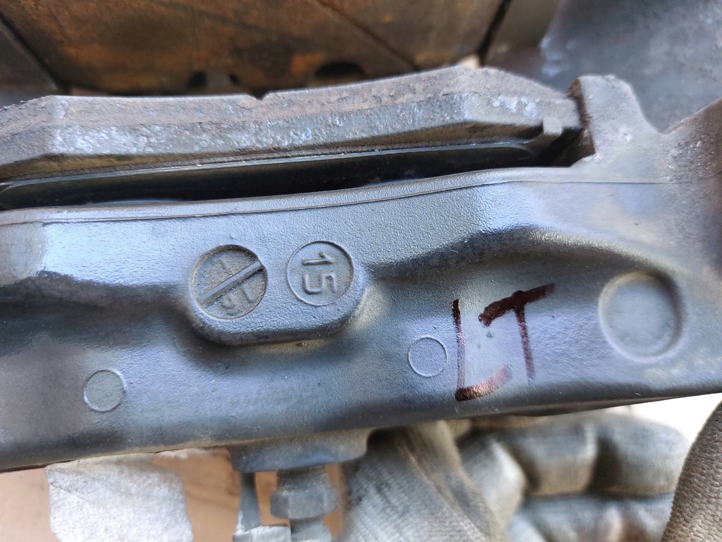 фото №11, Суппорт тормозной задняя левый правый aston martin vantage 4.7 v8 17r