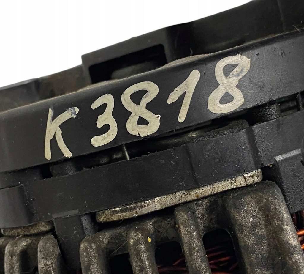 Bmw 1 e81 e87 2006 бензин 2000cm3 генератор n46b20b Зі Шроту