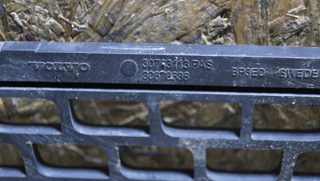 фото №9, Решітка бампера перед volvo v70 30763113