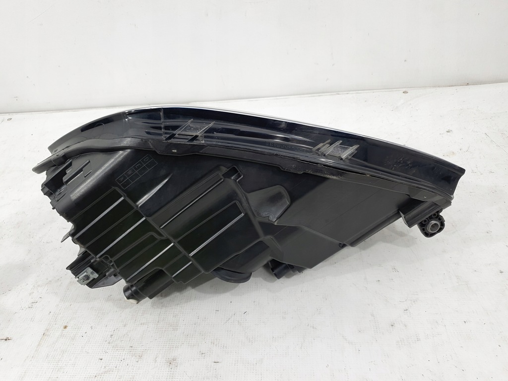 фото №12, Vw caddy 2k1 lift 15- лампа права перед 2k1941016b