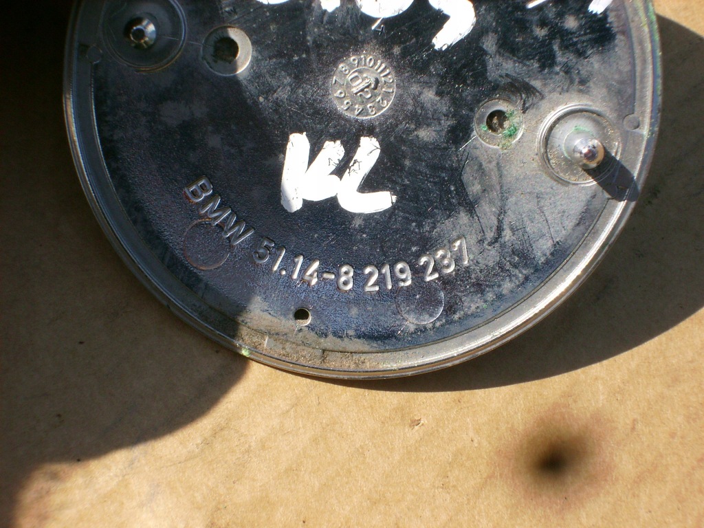 фото №6, Эмблема крышки багажника задняя bmw 3 e46 51148219237